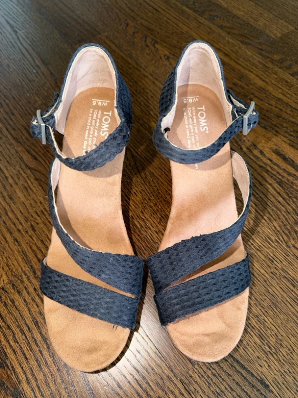 Toms classic wedge